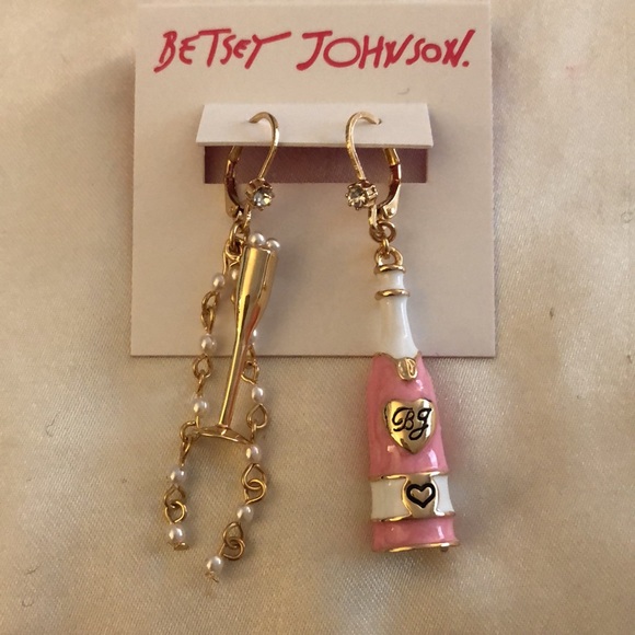 Betsey Johnson Pink Enamel Champagne & Flute Mismatch Drop Earrings NWT - Picture 7 of 11